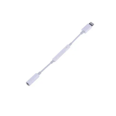 Otros Accesorios / Adapdator Lightning a audio Jack